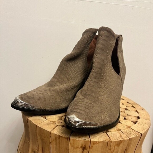 Jeffrey Campbell Western Booties - Picture 8 of 8